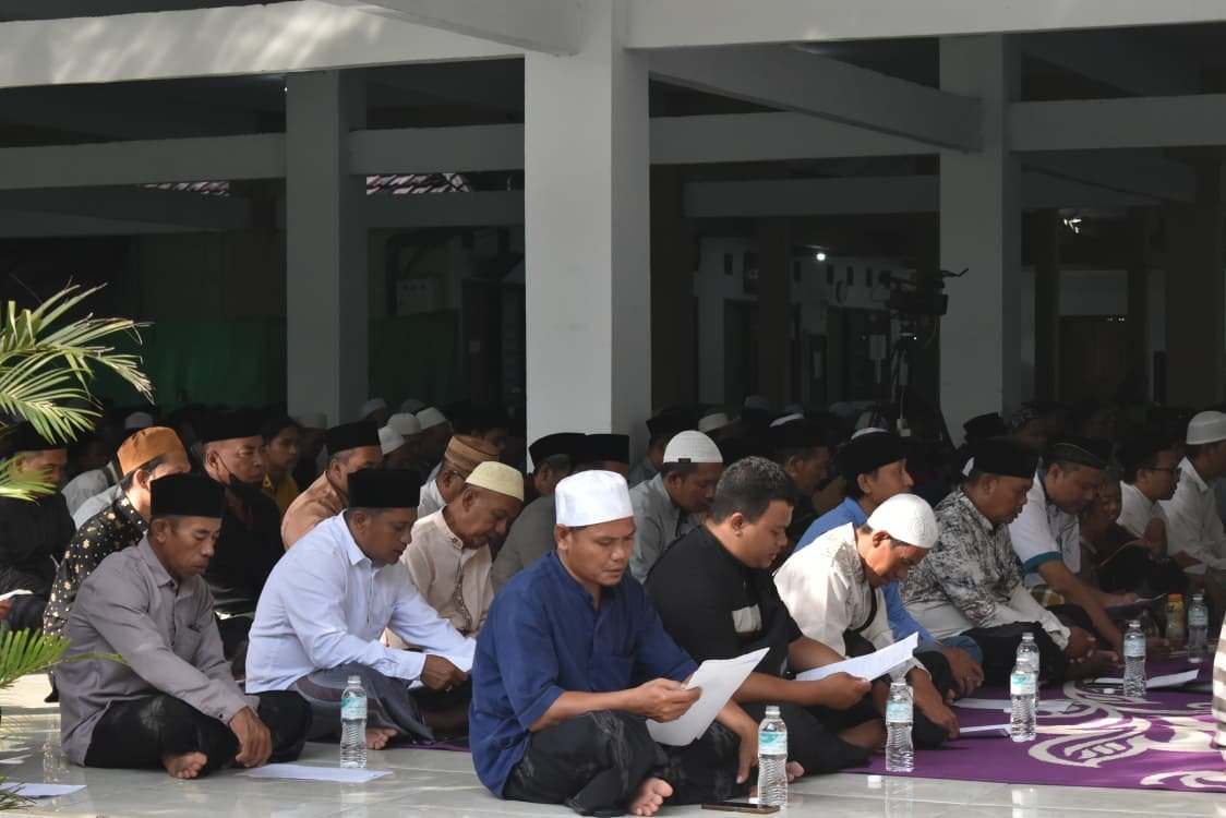 Istighotsah Wali Santri Baru: Meneguhkan Doa dan Silaturahmi di Awal Perjalanan Pendidikan